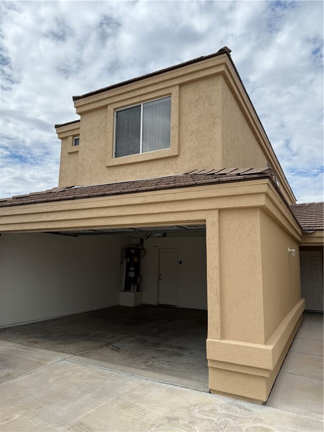 Building Photo - 3424 Sunriver Rd Unit 6