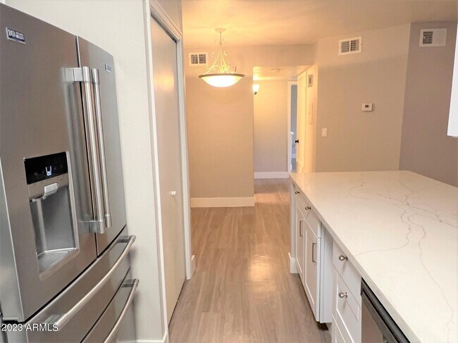 Photo - 533 W Guadalupe Rd Unit 1019