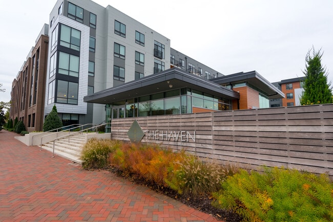 Photo - 145 Riverhaven Dr Unidad Haven