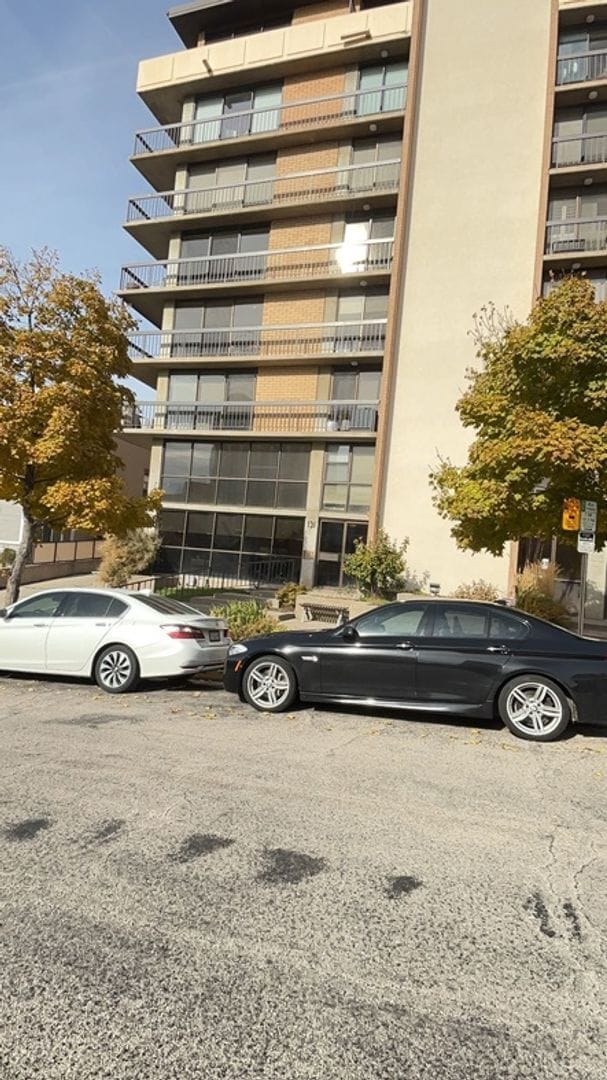Photo - AVENUES Deluxe 1 bed 2 bath Condo Unit 303