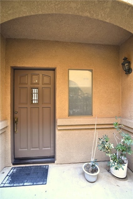 Photo - 2062 Lakeshore Dr