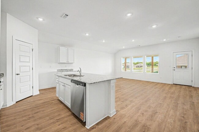 Photo - Brand New Home!!