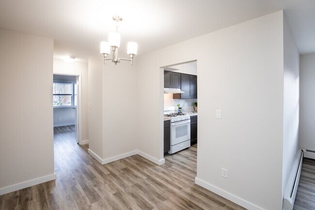 Photo - Knoll Gardens