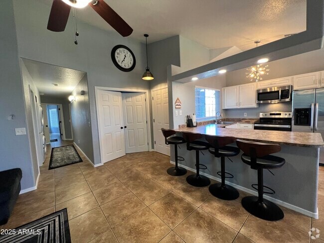 Building Photo - 255 S Kyrene Rd Unit 231 Rental