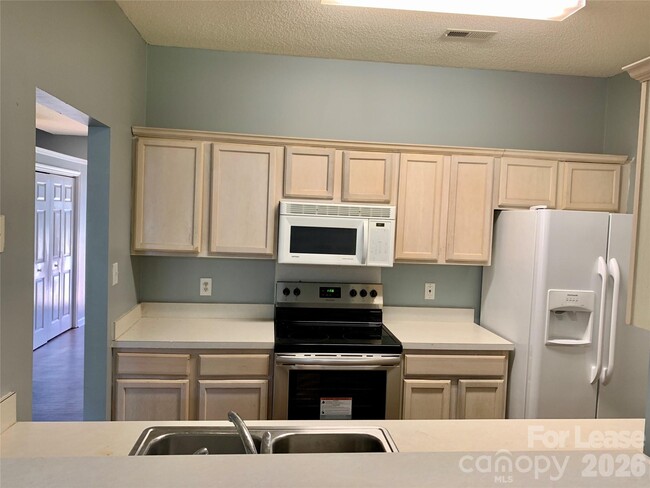 Photo - 5307 Waverly Lynn Ln