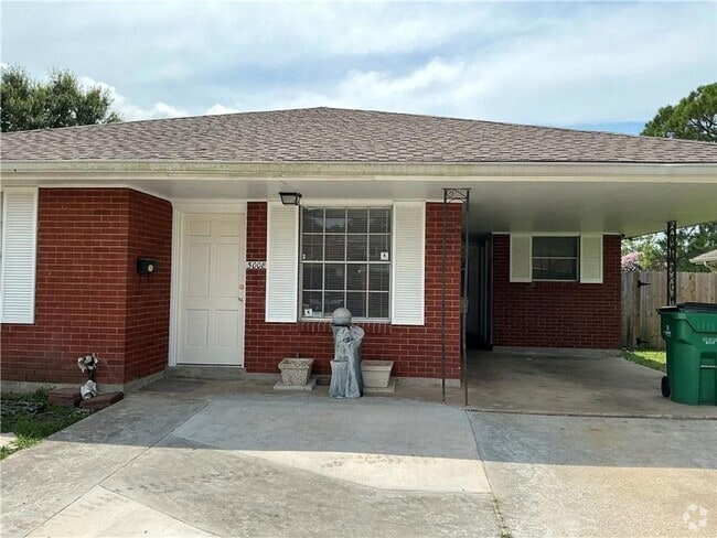 Building Photo - 5008 Academy Dr Rental