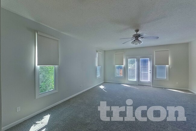 Photo - 3441 Mackey Wherry St