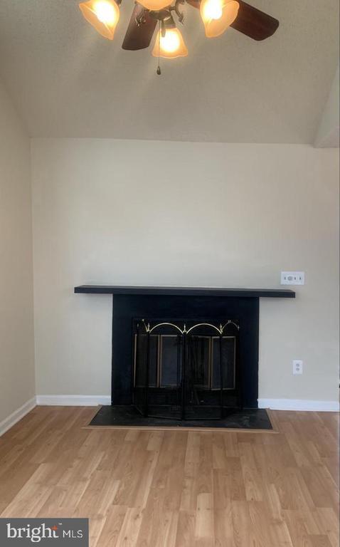 Building Photo - 14044 Vista Dr Unit 116 Rental