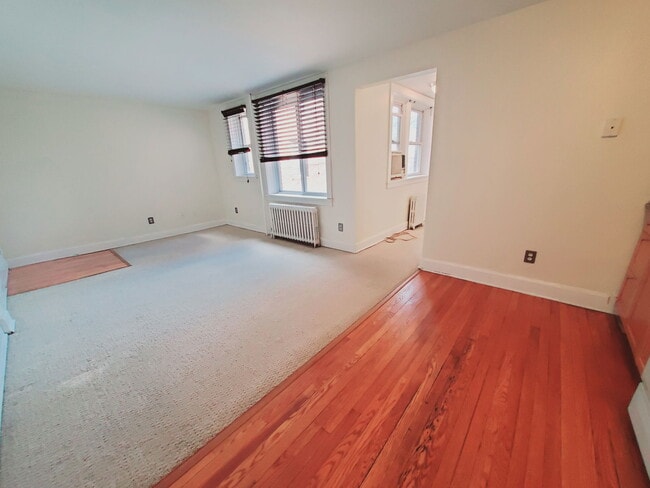 Photo - 22 Glenbrook Rd Unit 3