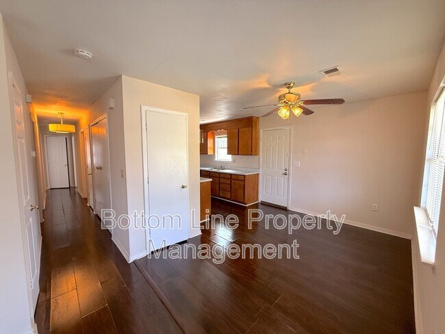Photo - 1324 Parkwood Ave