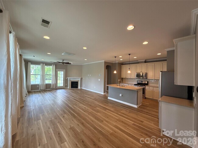 Photo - 5818 Glenmore Garden Dr
