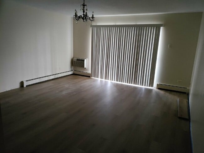 695 S Alton Way Unit 7B