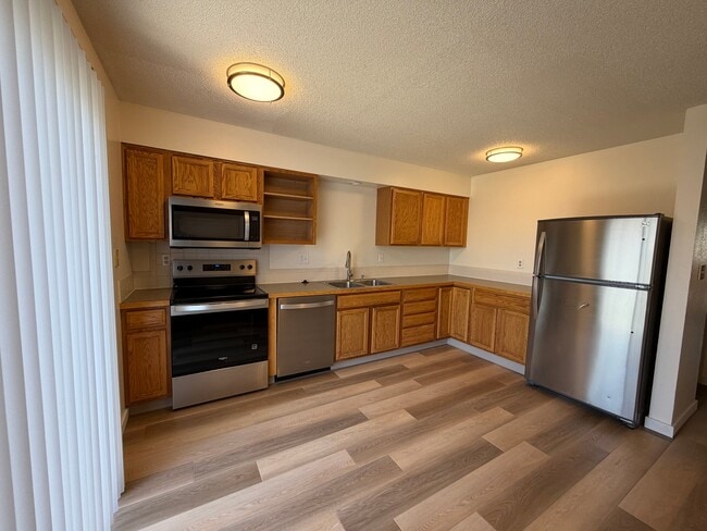 Photo - 919 44th Ave Ct