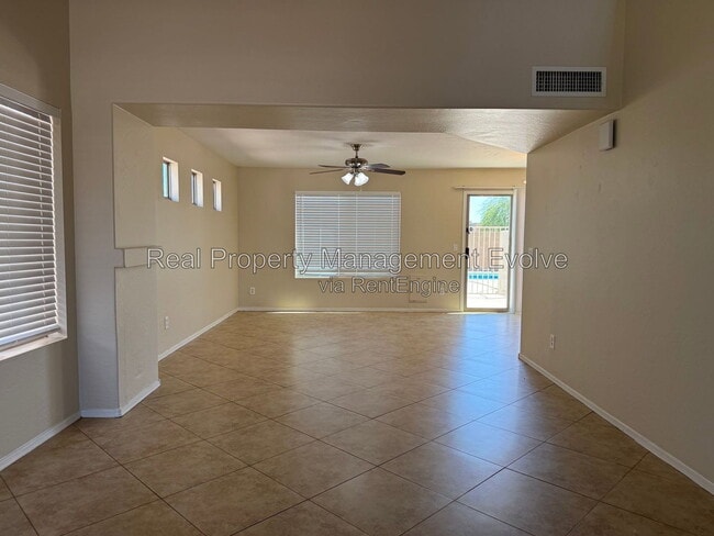 Photo - 1813 S 63rd Dr