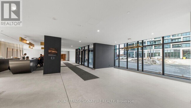 Photo - 1 Quarrington Lane Unité 1804