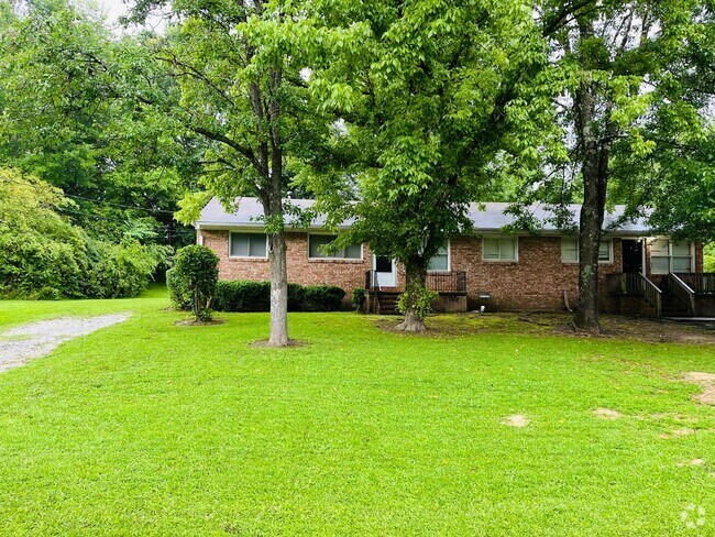 Building Photo - 6102 E Fayetteville Dr Unit 6100 Rental