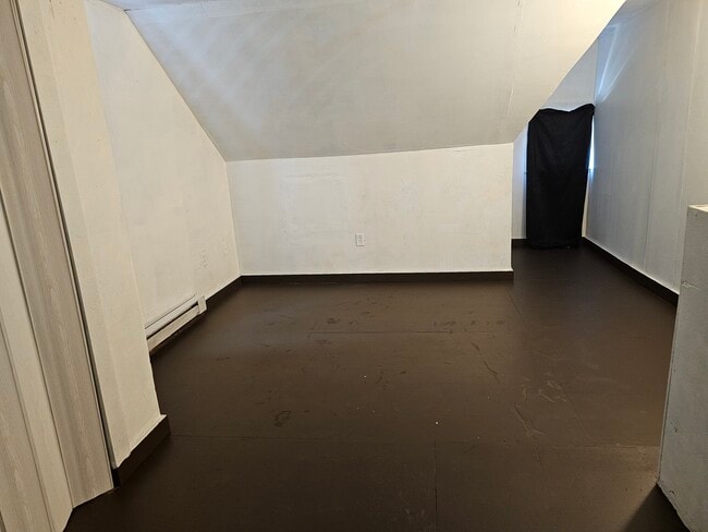 Photo - 324 S 3rd St Unidad 2