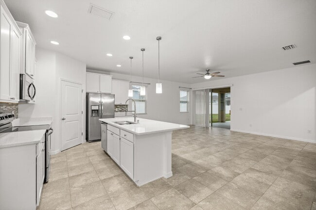 Photo - Spacious 4 Bedroom Home with Private Mother-in-Law Suite – Pet Friendly & Move-In Ready!