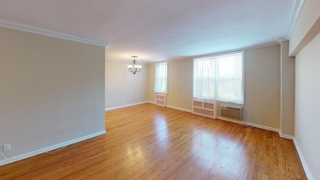 Photo - 66-15 Thornton Place