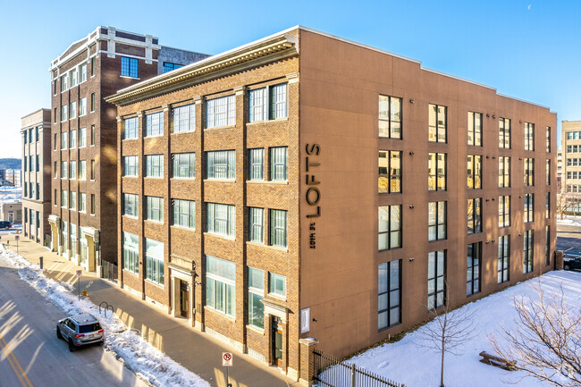 Building Photo - 10th Street Lofts