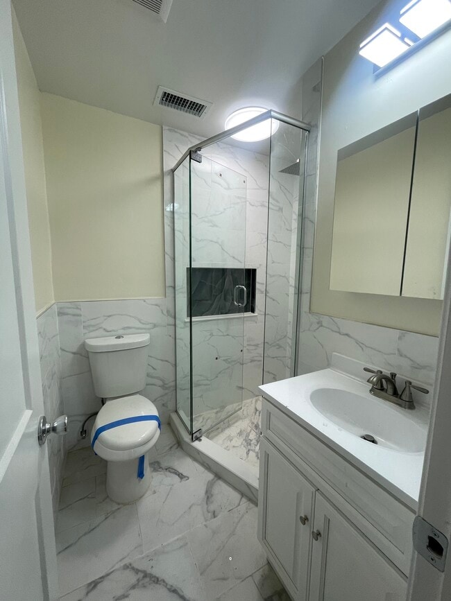 Photo - 160 Laconia Ave Unit 2