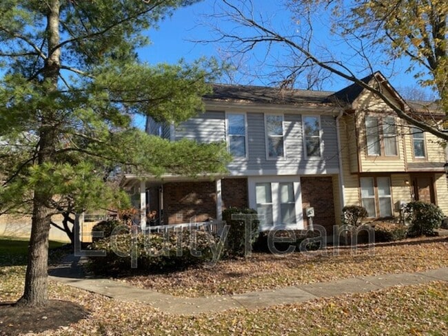 Photo - 816 Woodlyn Dr S