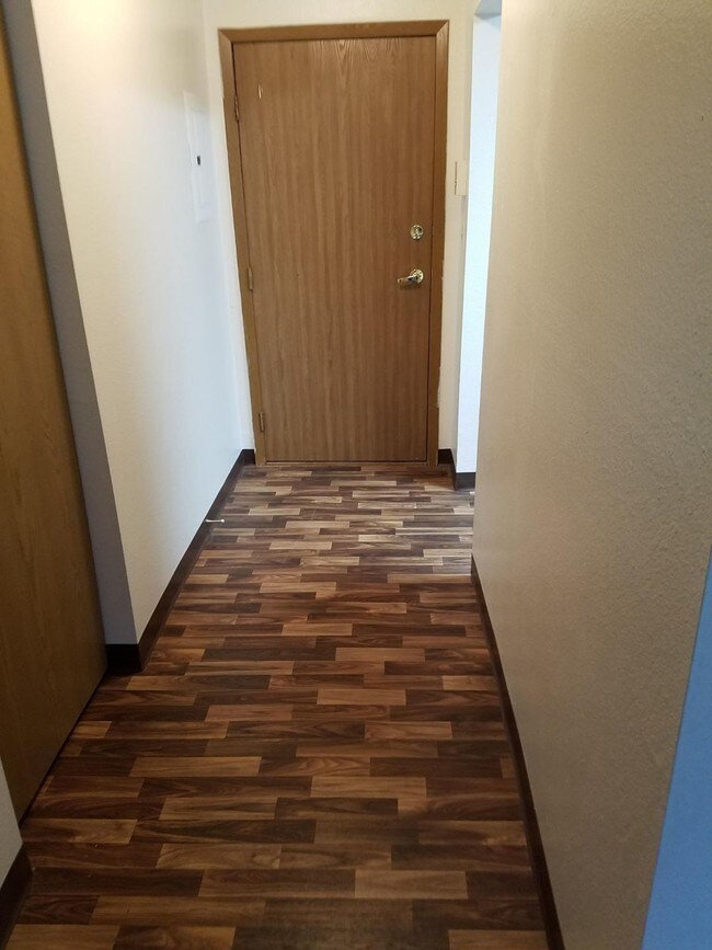 Photo - Camarae Arms