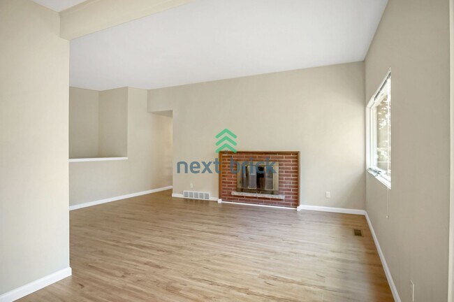Photo - Charming 4 Bed 2 Bath Single Family for Re...