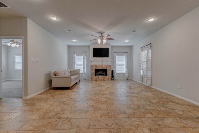 Photo - 3811 Springcrest Ln
