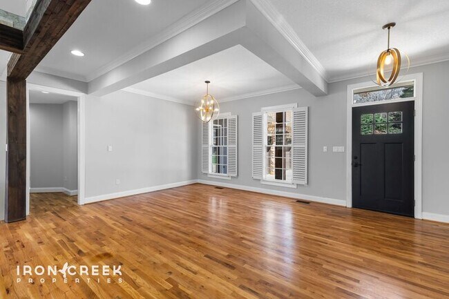 Photo - 1904 Bearberry Ln