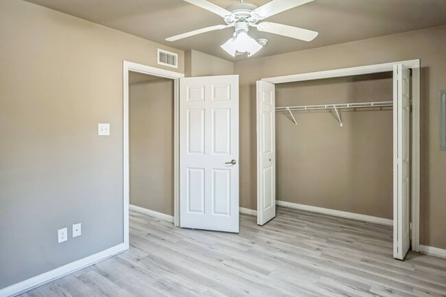 Photo - Summit at Pine Lake