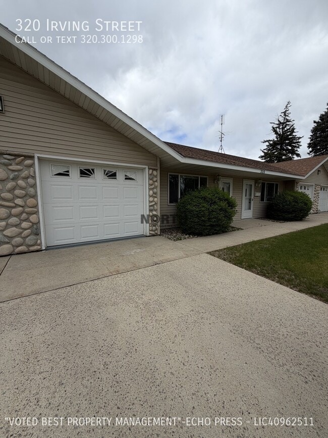 Photo - 320 Irving St