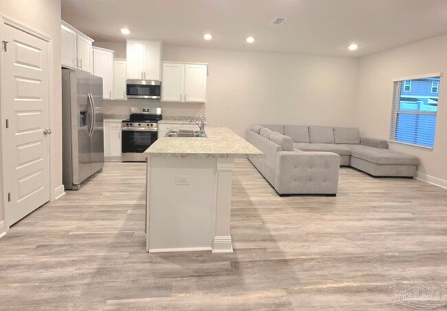 Photo - 710 Giese Ln