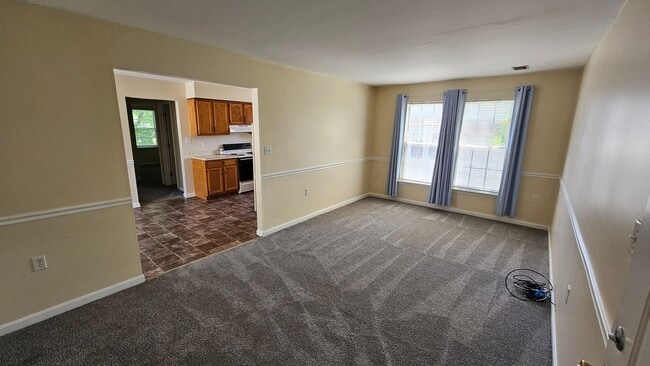 Photo - 349 Woodpoint Ave Unit 349 Woodpoint Avenue B