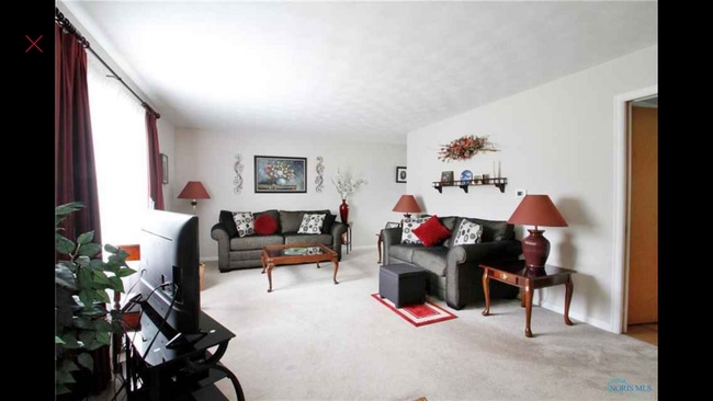 5620 Cresthaven Ln