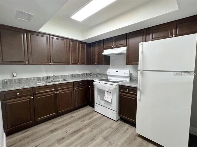 Photo - 3008 St Paul Dr