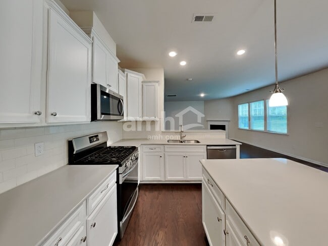 Photo - 128 Eden Ave