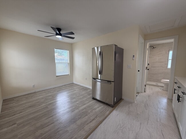 5680 28th St N Unit D5