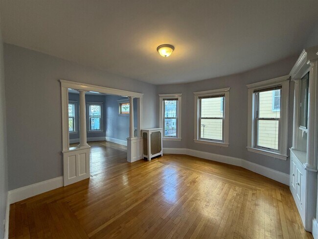 Photo - 127 Walnut St Unidad 2