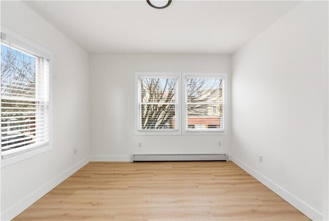 Photo - 170 Broadway Unit A