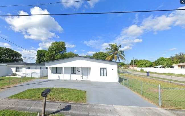 Building Photo - 26600 SW 138th Ct