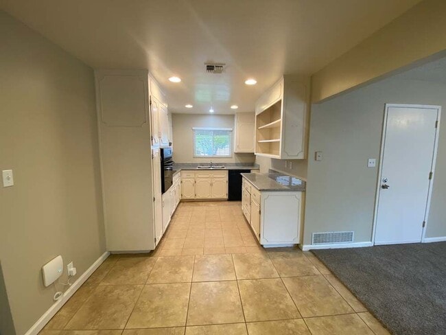 Photo - 1602 Oak Chase Ct