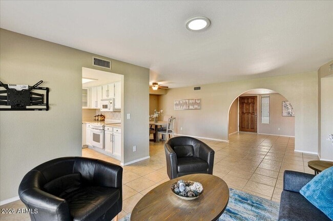 Photo - 9630 W Tonto Ln
