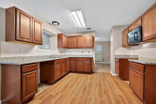 Photo - 1926 Woodland Hills Dr