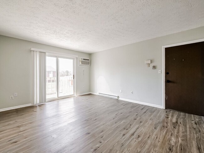 Photo - 125 E Van Riper Rd Unit Apt 7