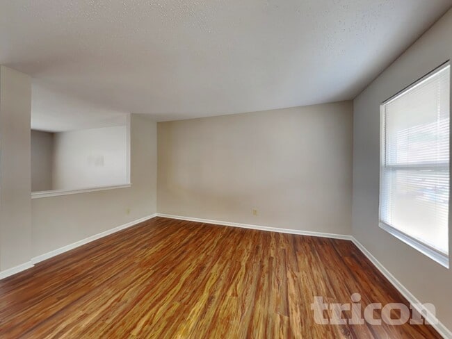 Photo - 10904 Firefly Ct