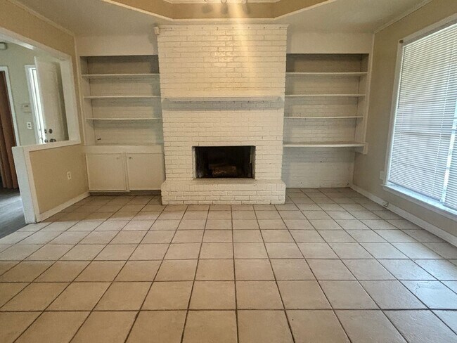 Photo - 2452 Oak Grove Ln
