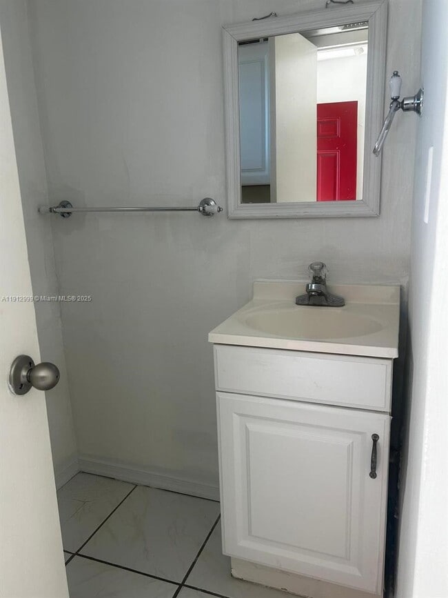 Photo - 1501 NE 191st St Unit C303