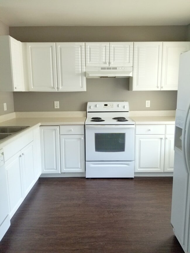 Building Photo - 912 Savin Landing Rental