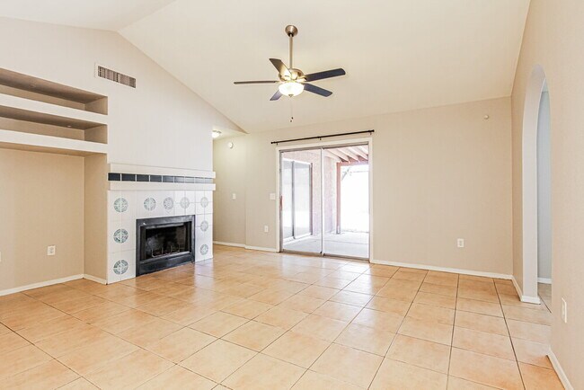 Photo - 7848 W Fleetwood Ln